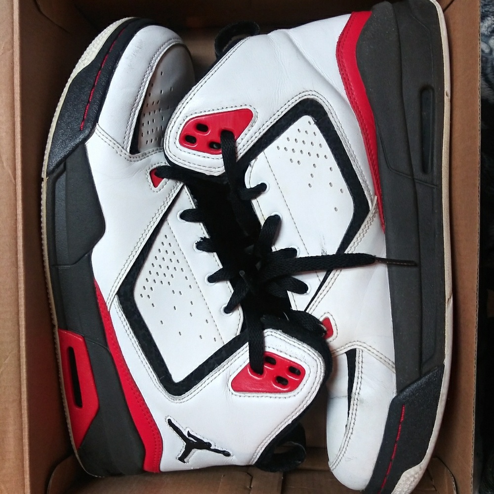 SIZE 9.5 Jordan flight 23 RST high top sneakers